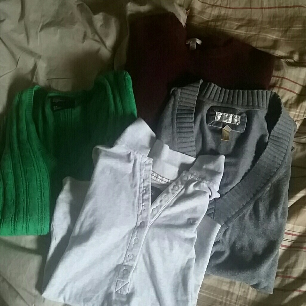 American Eagle polo/pullover/sweater bundle